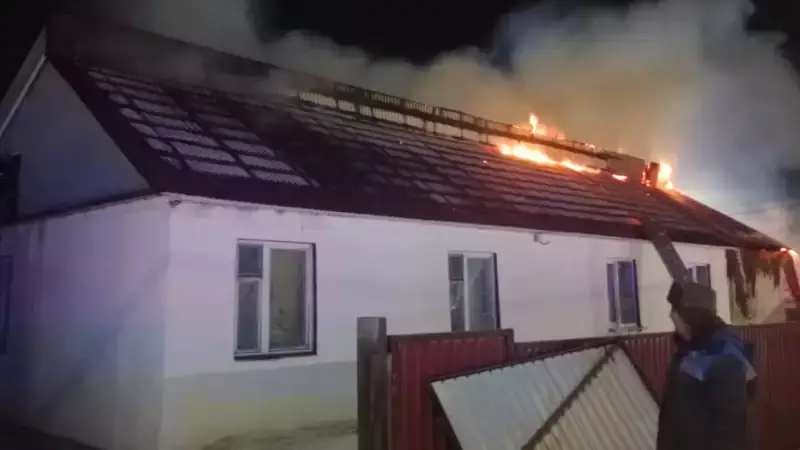 В Кокшетау в частном жилом доме произошел пожар