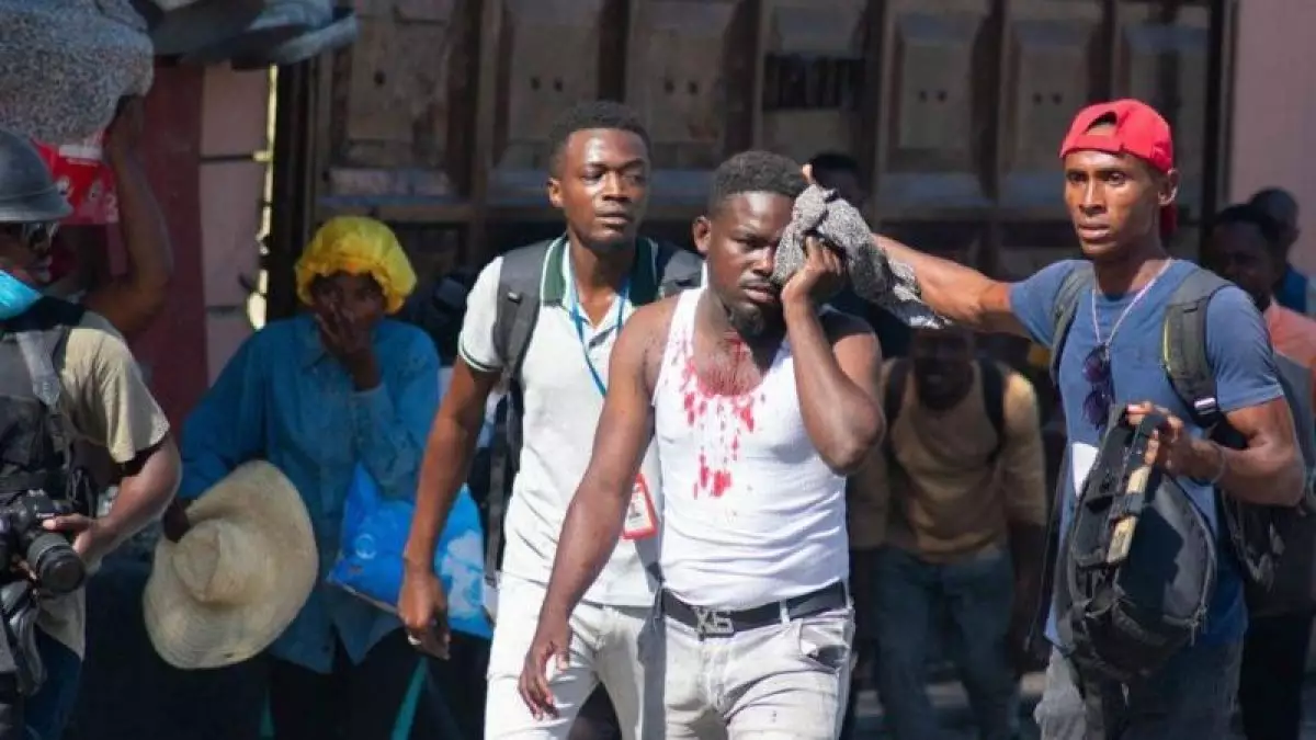 Гаитидегі Анархия: Қарулы қарақшылар басып алған елде не болып жатыр?