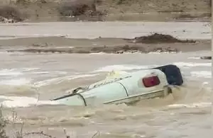 В Кызылординской области талые воды размыли дорогу