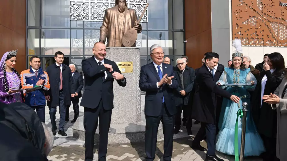 "Это дар от имени народа Казахстана". Токаев принял участие в открытии детского центра в Азербайджане