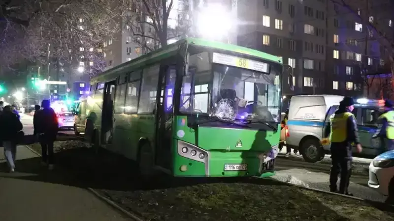 Алматыда қалалық автобус егде жастағы әйелді қағып, мерт қылды