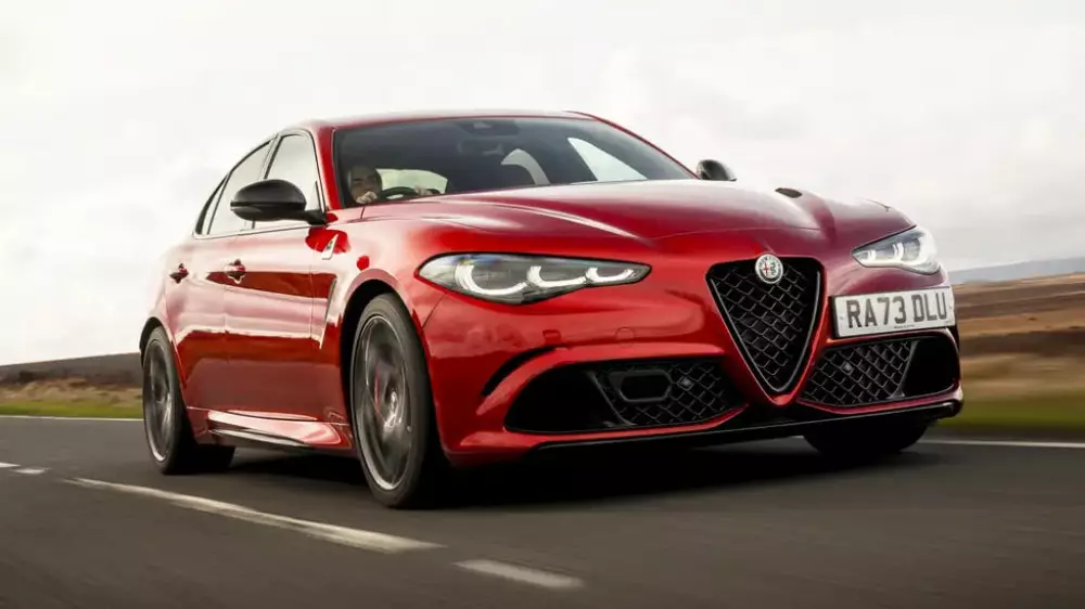 Новая Alfa Romeo Giulia: итальянский ответ на немецкое доминирование