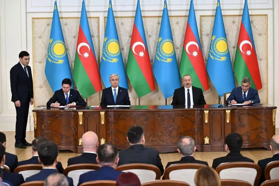 Казахстан и Азербайджан готовы совместно защищать Middle Corridor