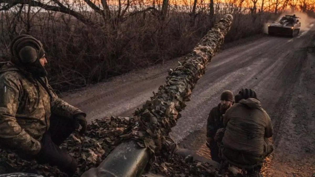 АҚШ Украинаға 300 млн доллар көлемінде әскери көмек жіберетін болды