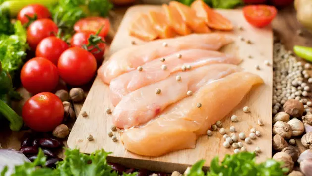 Курица или рыба: что полезнее употреблять в пищу?