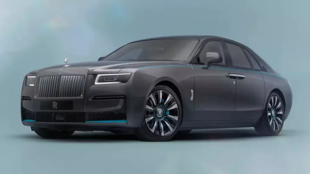 Rolls-Royce выпустит лимитированный автомобиль в честь 120-летия: что в нем будет