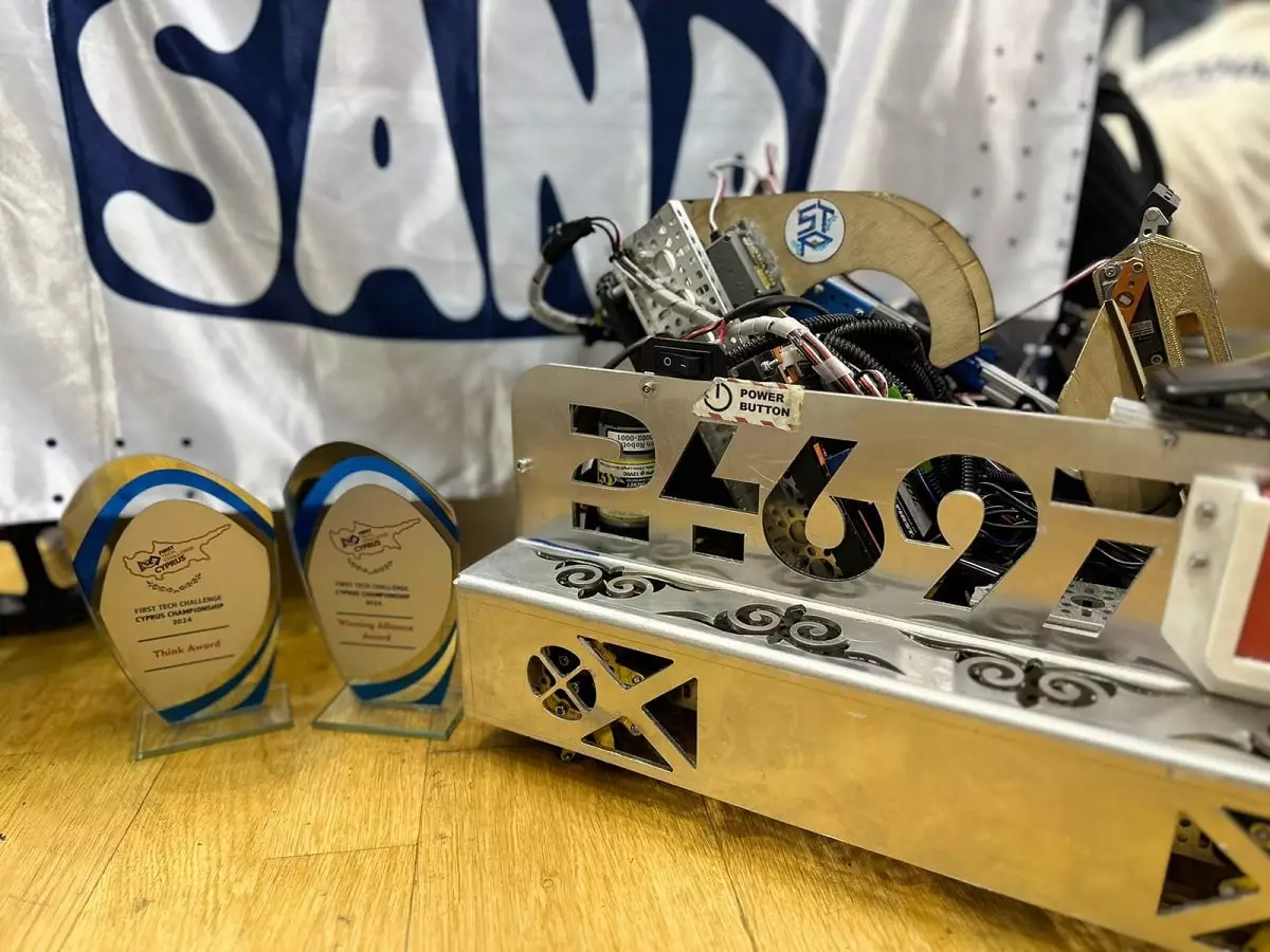 Алматинские школьники победили на международном чемпионате по робототехнике