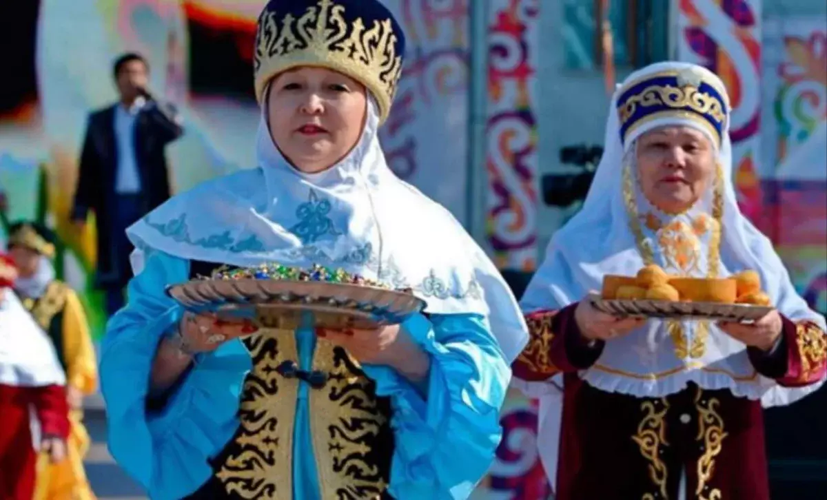 Токаев поздравил казахстанцев с Амал күні