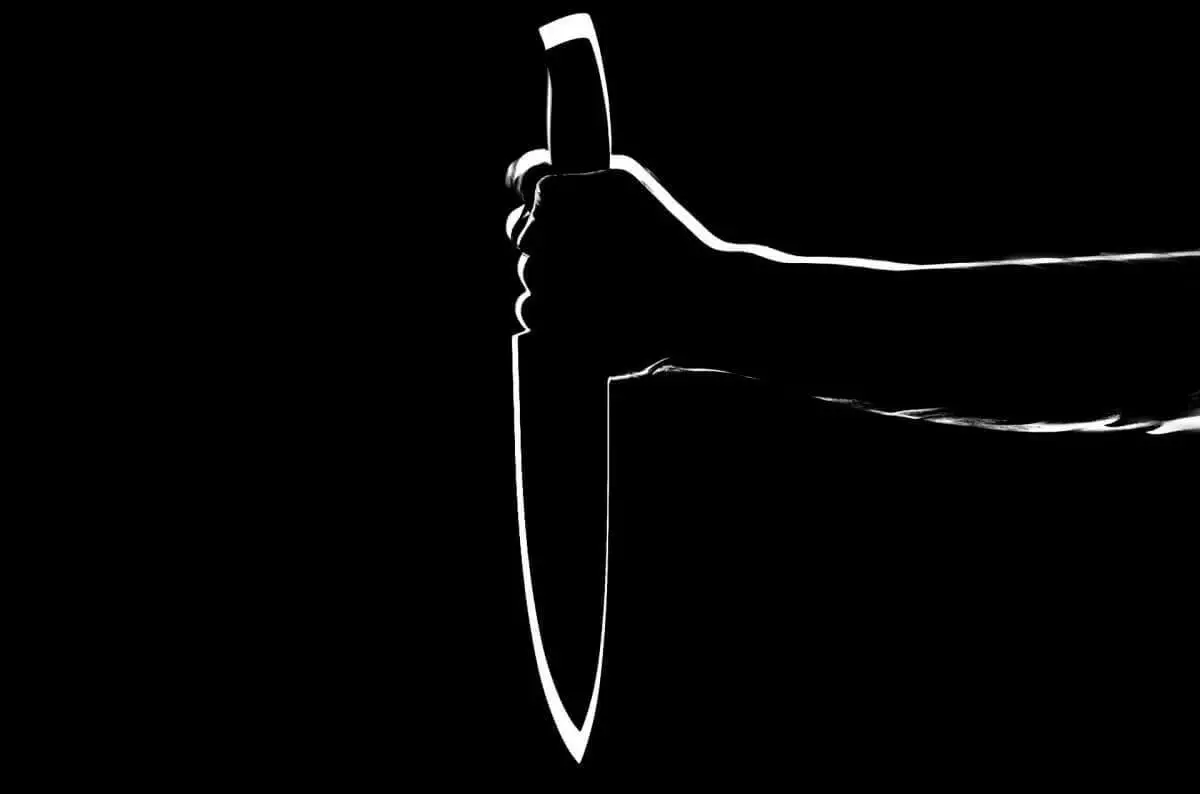 Неизвестный ударил ножом водителя на трассе в Карагандинской области (ВИДЕО)