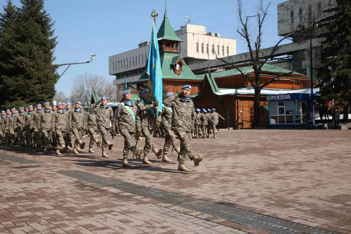 Казахстанские миротворцы отправились на Голанские высоты