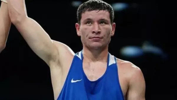 Казахстанские боксёры одержали три победы за день на турнире в Сербии