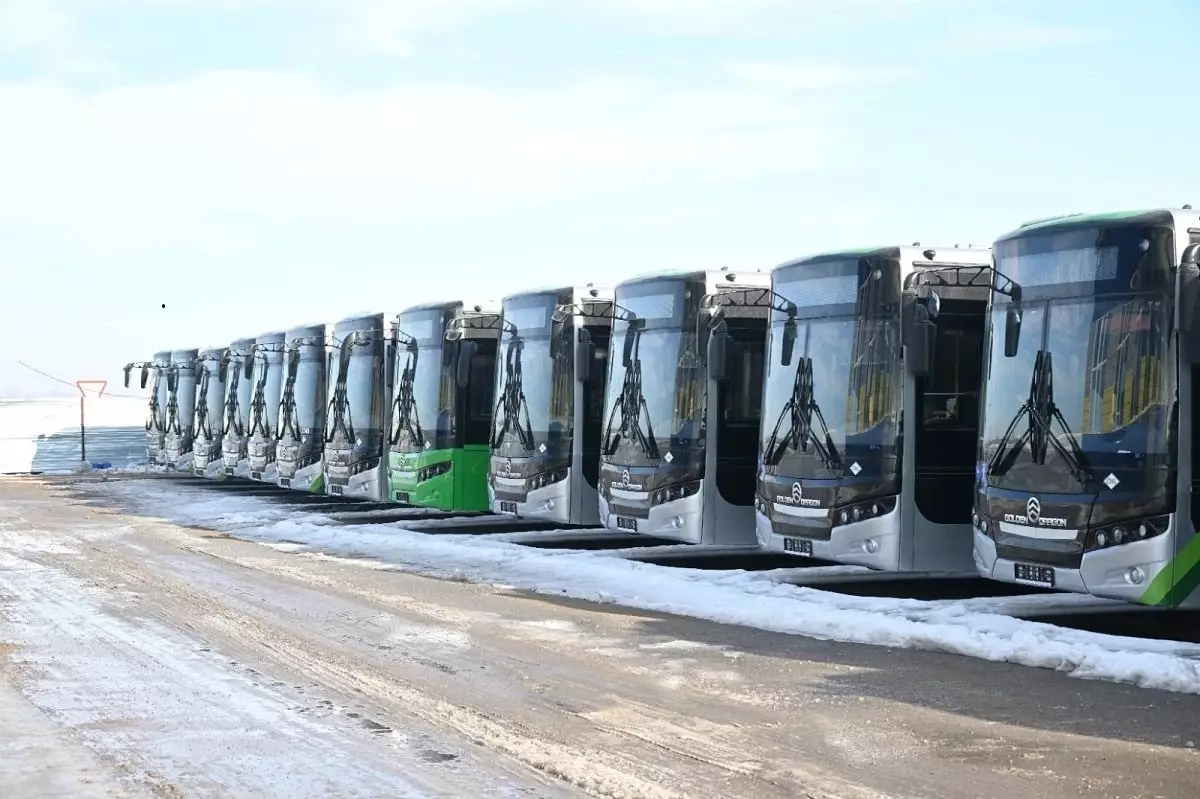 Новые автобусы запустят в Алатауском районе до конца марта