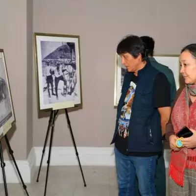 В Астане открылась фотовыставка, посвященная 109-летию победы при Чанаккале