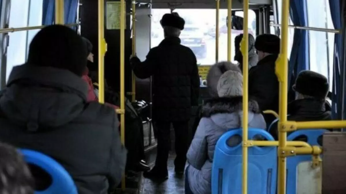 В Актобе для пенсионеров сделали проезд в автобусах бесплатным