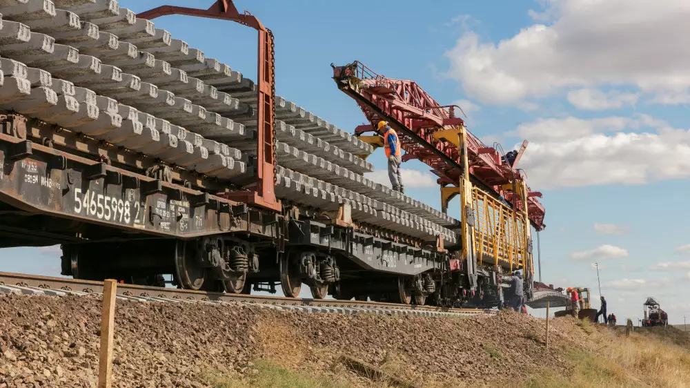 КТЖ отремонтирует 1400 километров железных дорог в 2024 году