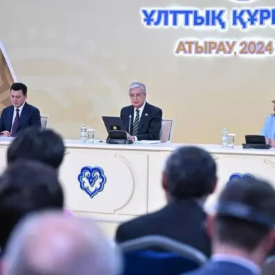Президент предлагает изменить герб Казахстана