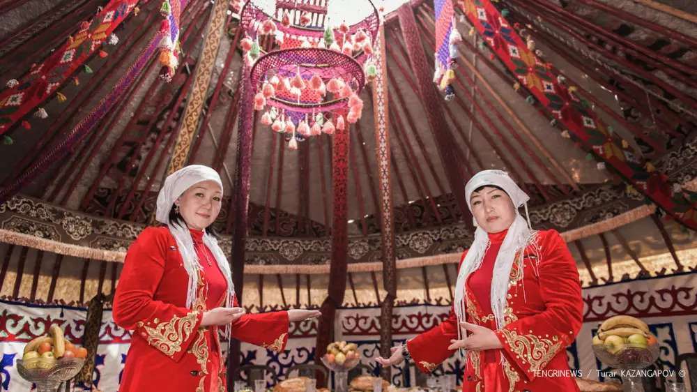 Наурызнама: в Казахстане отмечают День национальной одежды