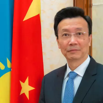Чрезвычайный и Полномочный Посол КНР в РК Чжан Сяо дал интервью казахстанским СМИ о «двух сессиях» Китая