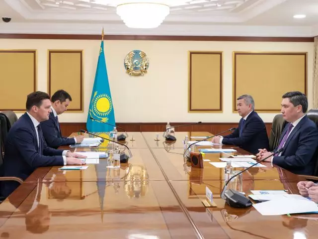 Доля Казахстана в инвестициях ЕАБР за год выросла до 59%  