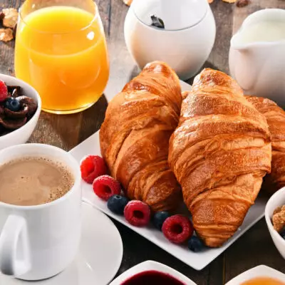 Диетологи назвали продукты, не подходящие для завтрака
