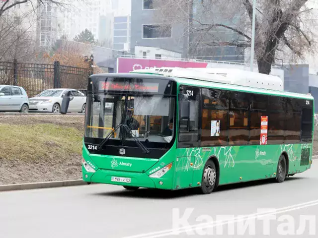 В Алматы изменят движение маршрутов общественного транспорта