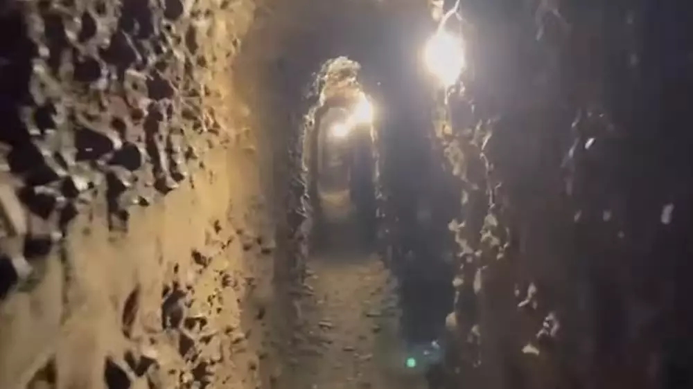 На границе Кыргызстана и Узбекистана нашли два потайных подземных туннеля