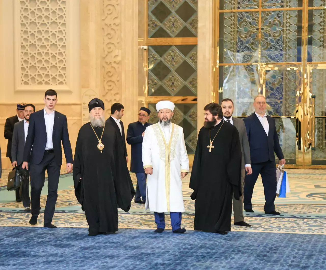 Правила и запреты: как держат пост мусульмане и христиане Казахстана