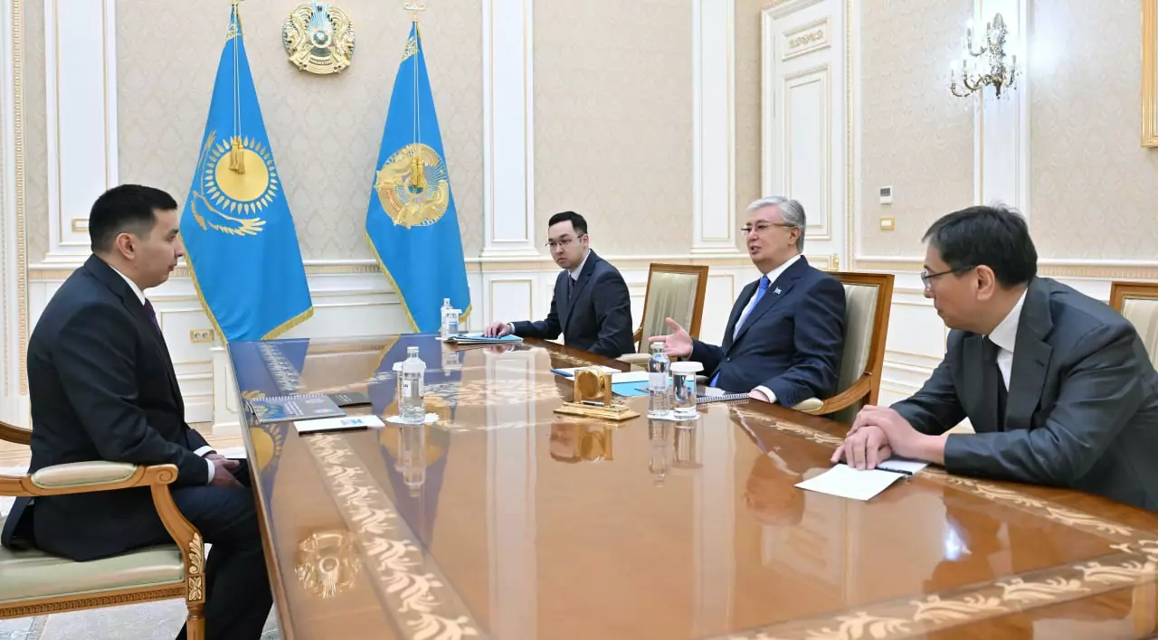 Токаев принял директора центра сейсмологических наблюдений и исследований в Алматы