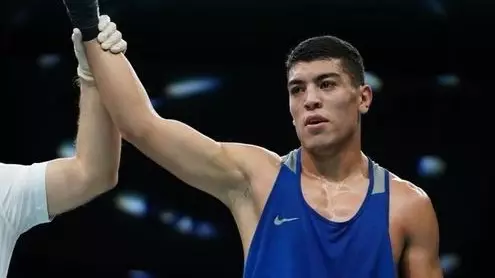 Казахстанец пробился в полуфинал турнира по боксу в Литве