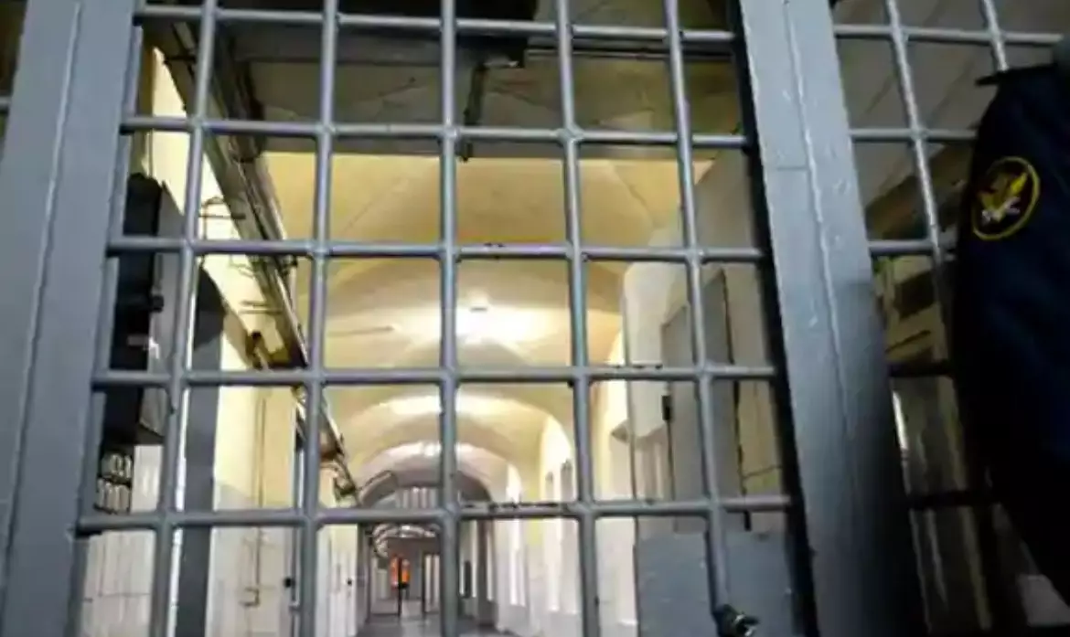 В России закрывают две тюрьмы: заключенные ушли воевать