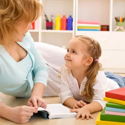 Как правильно воспитывать позднего ребенка: 5 советов