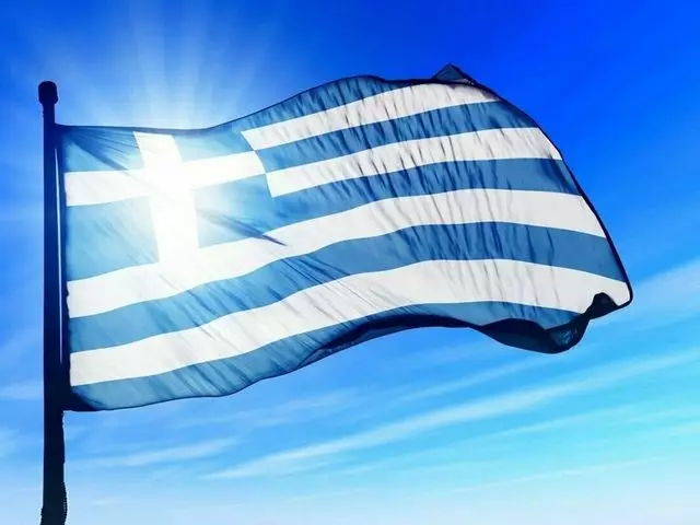 Правительство Греции определилось с новыми критериями золотой визы