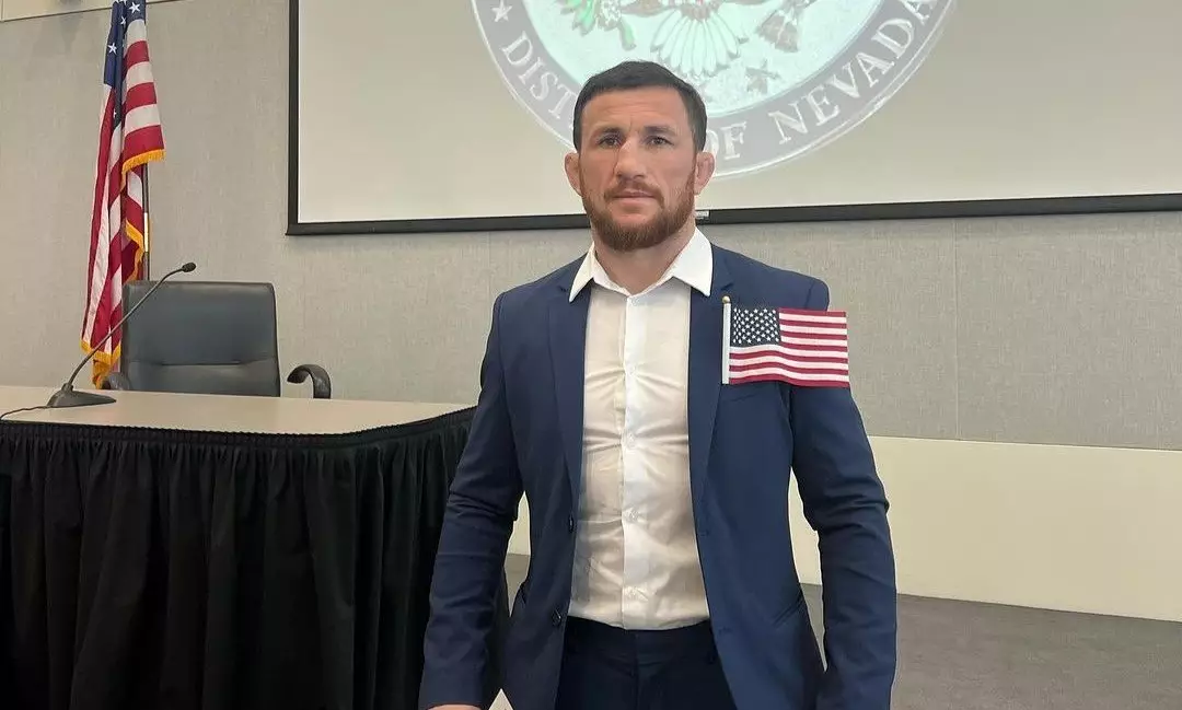 Грузинский боец UFC Двалишвили получил гражданство США