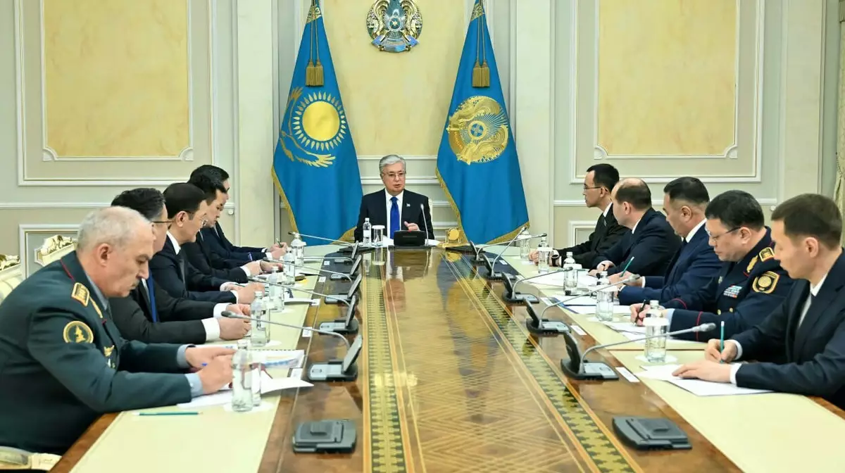 Токаев провел заседание совета безопасности после теракта в России