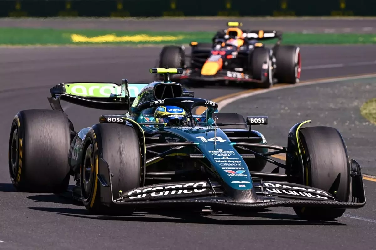 Алонсо грозят санкции из-за столкновения с Расселлом на «Гран-при Австралии»