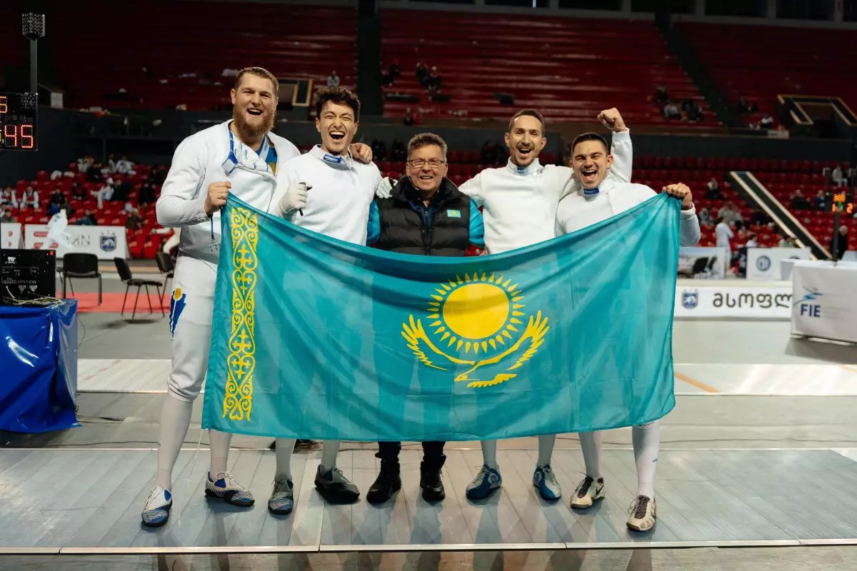 Казахстанские фехтовальщики показали исторический результат