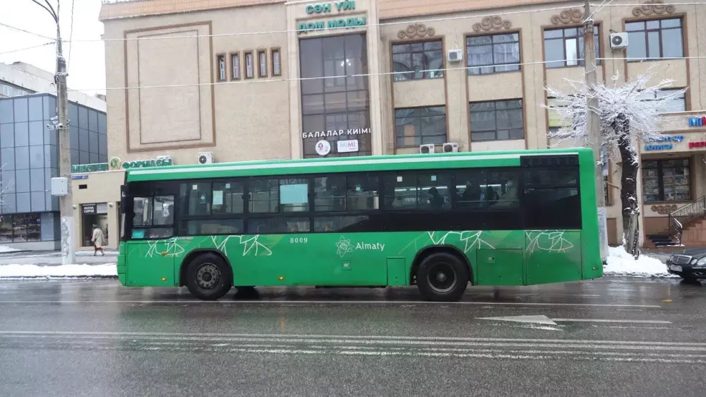В Астане автобусные маршрутов изменили схемы движения