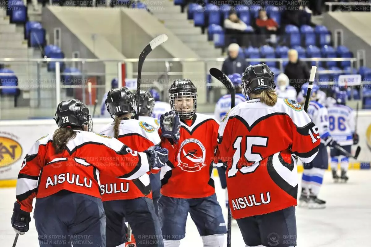 Хоккейный клуб "Айсулу" стал победителем чемпионата Казахстана среди женских команд