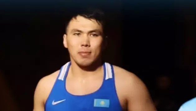 Поражением Джалолова завершилась битва Казахстан - Узбекистан за медаль турнира по боксу