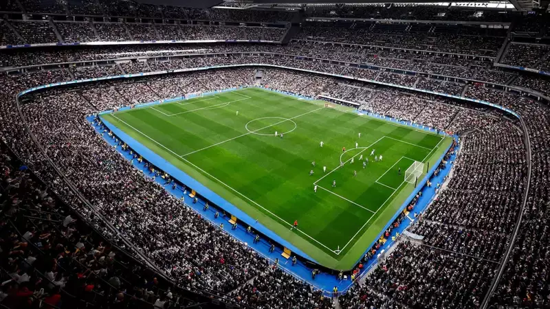 "Реал" потратит 1,76 млрд евро на реконструкцию своего стадиона