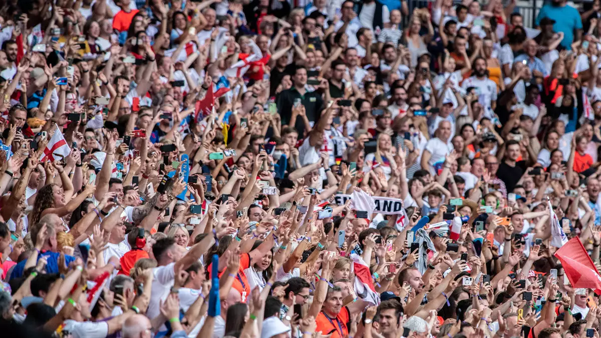 Источник: более 1600 британских фанатов получили запрет на посещение матчей Евро-2024