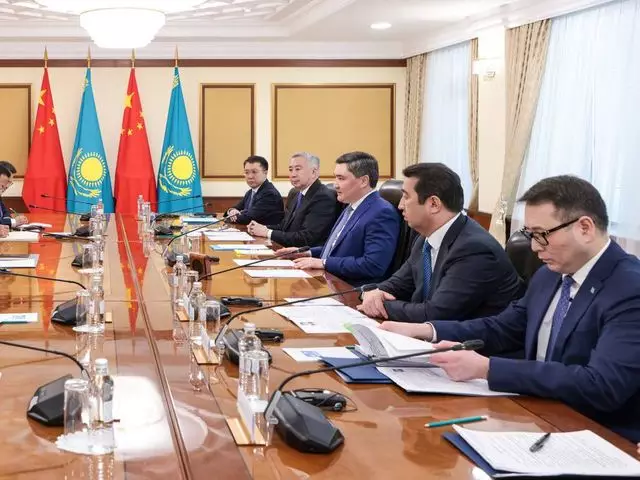 Товарооборот между Казахстаном и Китаем составляет 31,5 млрд долларов