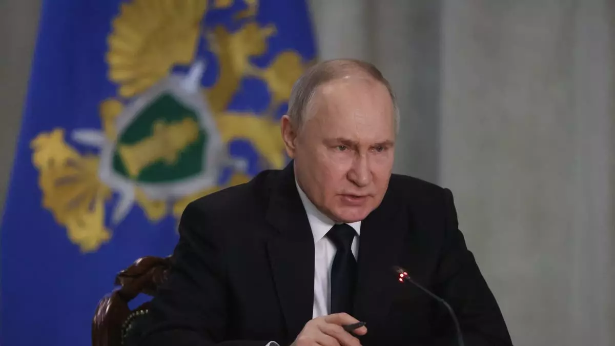 Москва продолжает попытки связать Украину с терактом в концертном зале, Зеленский называет россиян «подонками»
