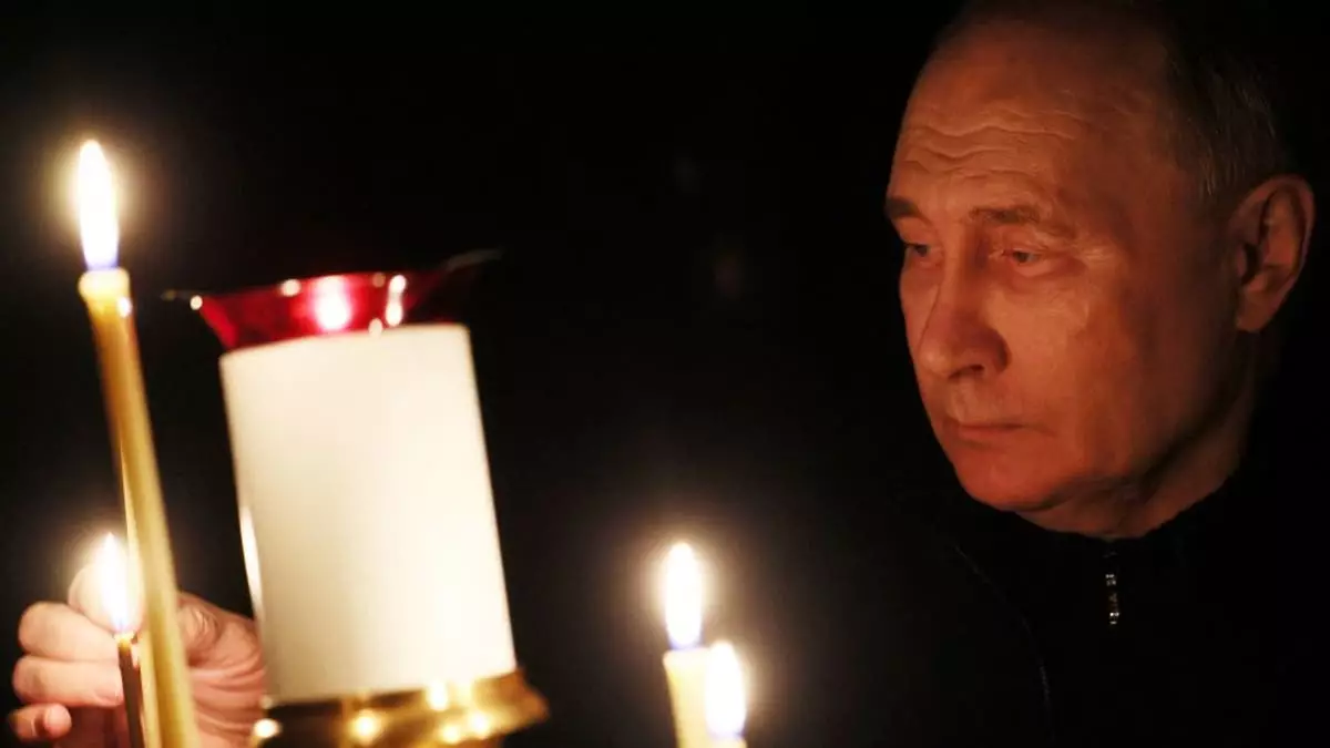 Является ли российский Путин набожным христианином или он использовал религию в качестве оружия для продвижения своих личных амбиций?