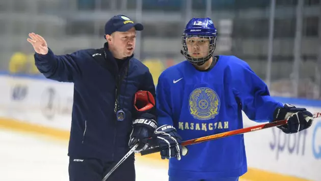 Казахстан объявил состав на ЖЧМ по хоккею