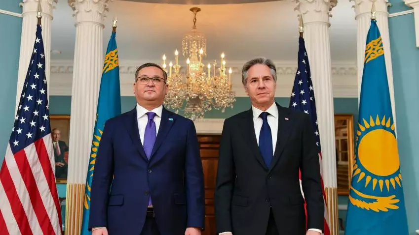 Министр иностранных дел Казахстана встретился с Государственным секретарем США