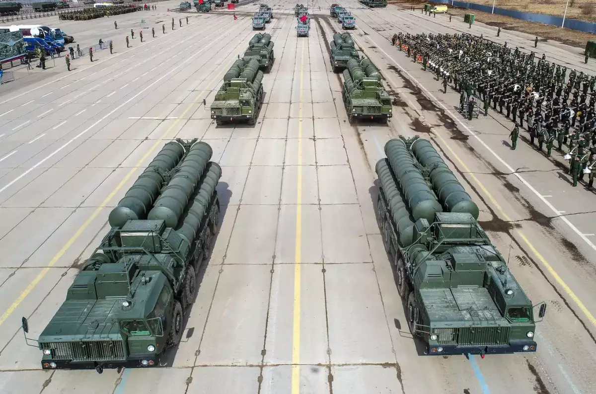 СМИ: Россия срывает сроки поставки систем ПВО для Индии
