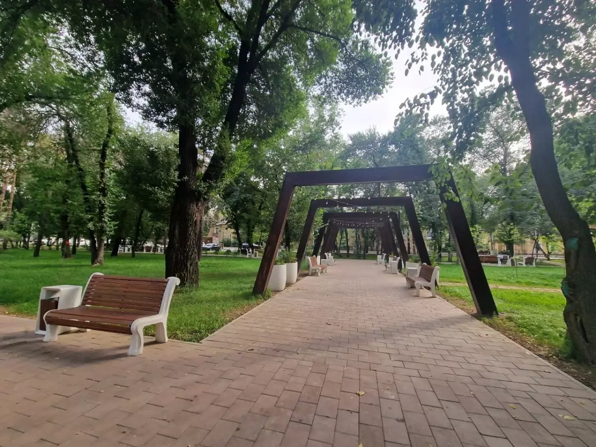Две парковые и набережные зоны появятся в Алматы этим летом