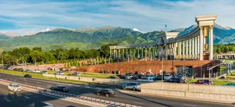 В собственность государства возвращена парковая зона в Алматы
