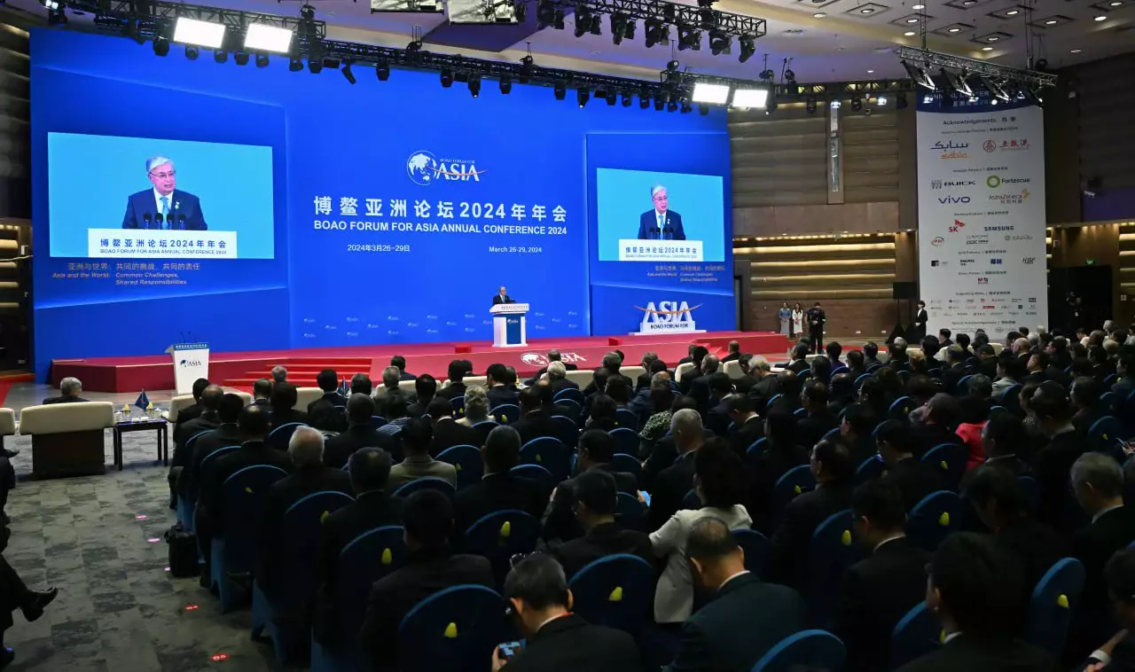 Логистика, продовольственная безопасность и IT-технологии: о чем говорил президент Казахстана на Азиатском форуме